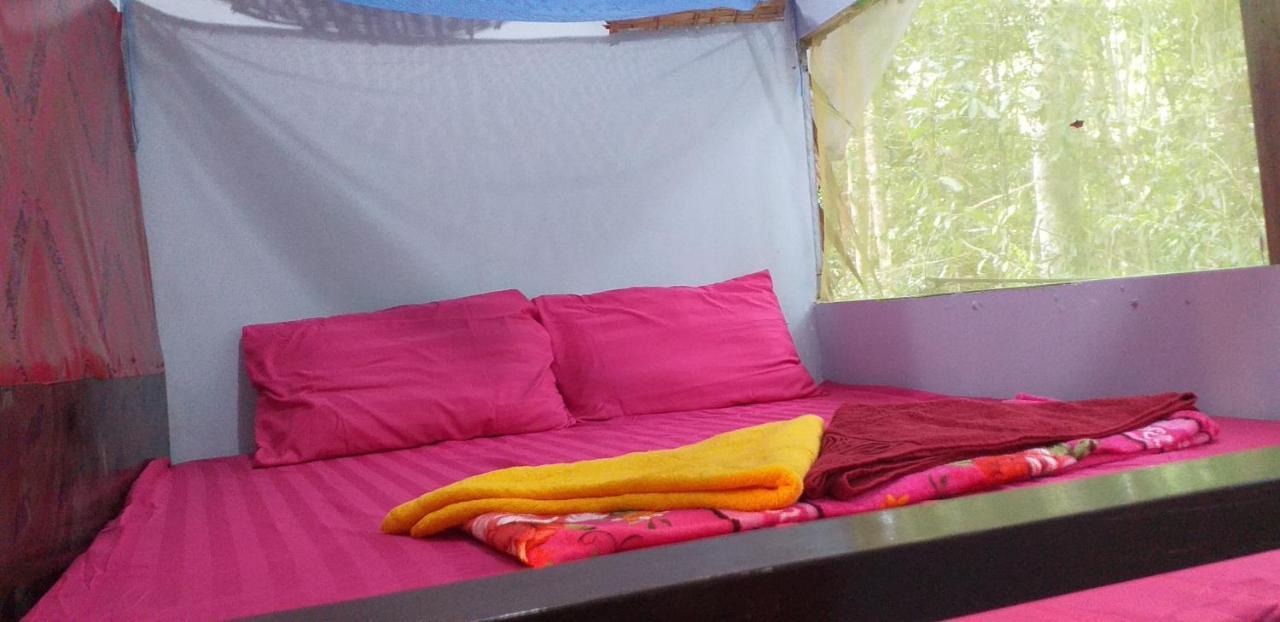 Jungle Republic Pansiyon Koh Rong Sanloem Dış mekan fotoğraf