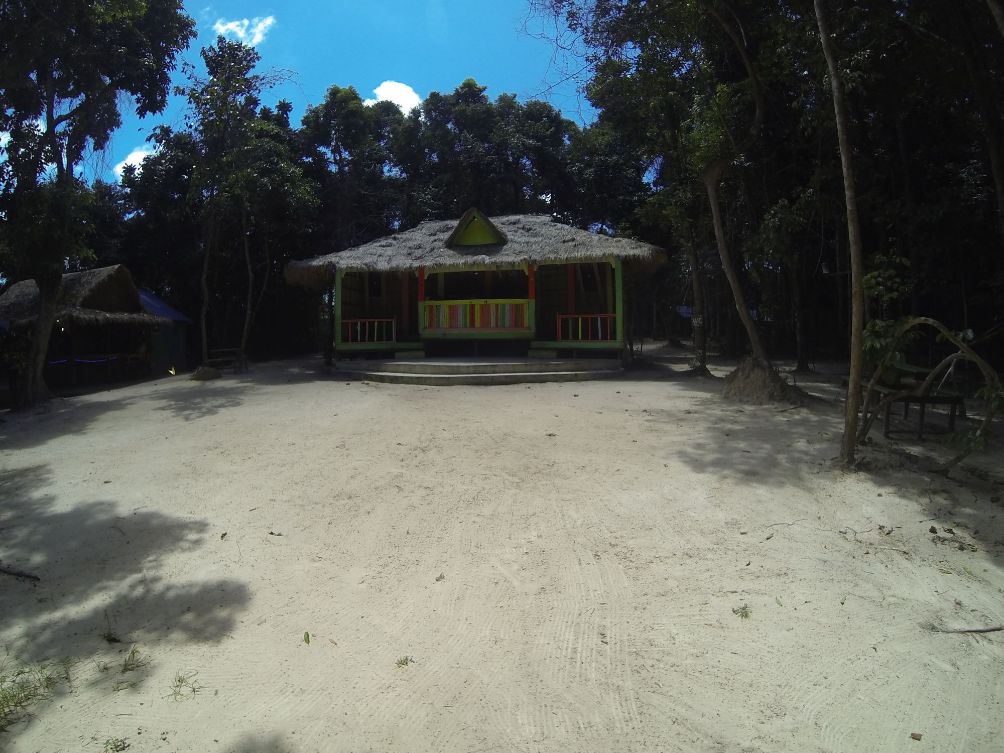 Jungle Republic Pansiyon Koh Rong Sanloem Dış mekan fotoğraf