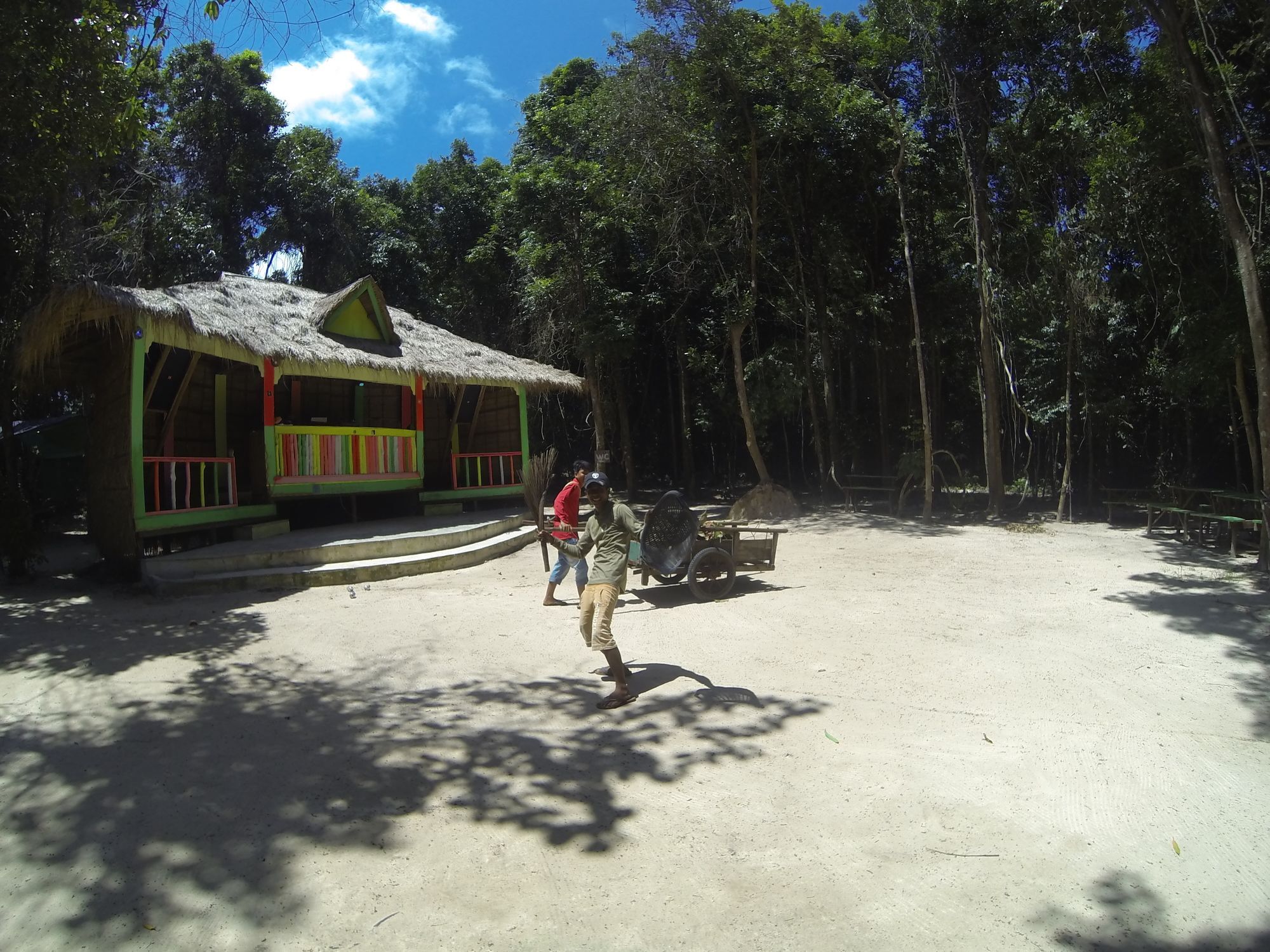 Jungle Republic Pansiyon Koh Rong Sanloem Dış mekan fotoğraf
